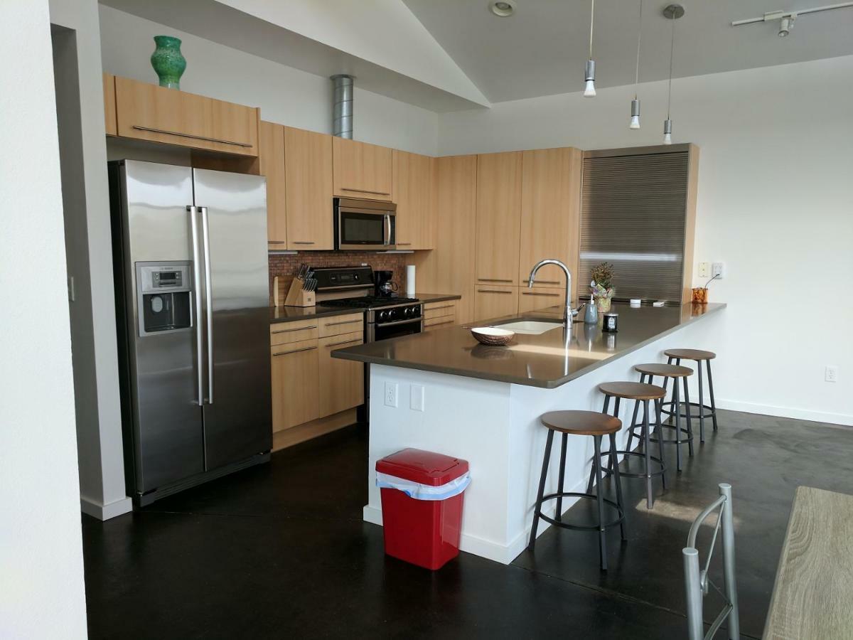 Groovy Suite With Amazing Rooftop Patio Near Otfc! Fort Collins Exterior foto